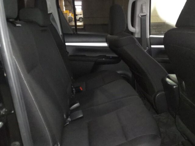 2021 Toyota Hilux Z 4WD auction photo 6