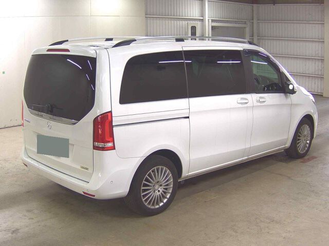 2017 Mercedes-Benz V-Class V220D auction photo 5