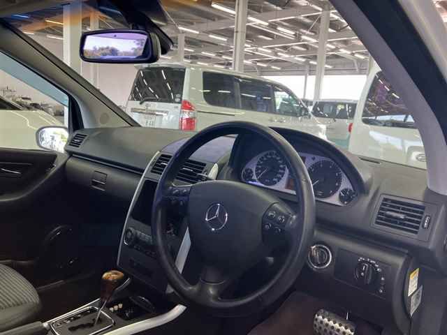 2007 Mercedes-Benz A-Class A200ターボAVG auction photo 3