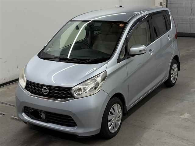 2015 Nissan Dayz X auction photo 4