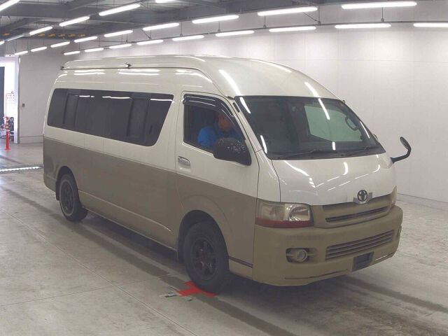 Japan Auction Vehicles 8 2007 Toyota Hiace 4WD auction photo