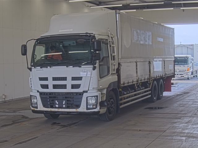 2013 Isuzu Giga Aluminum Wing Japan auction vehicle
