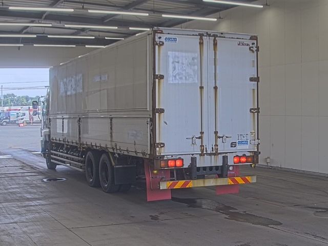 2013 Isuzu Giga Aluminum Wing auction photo 2