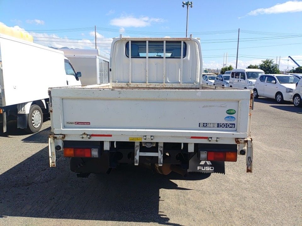 2017 Mitsubishi Fuso Canter auction photo 5