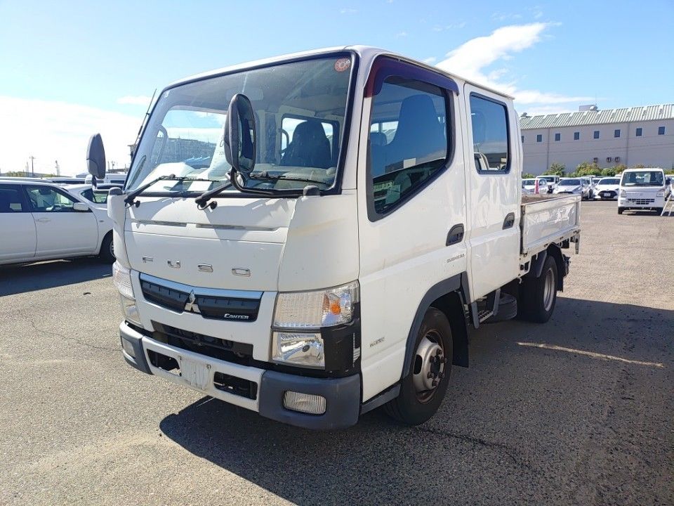 Japan Auction Vehicles 29 2017 Mitsubishi Fuso Canter auction photo