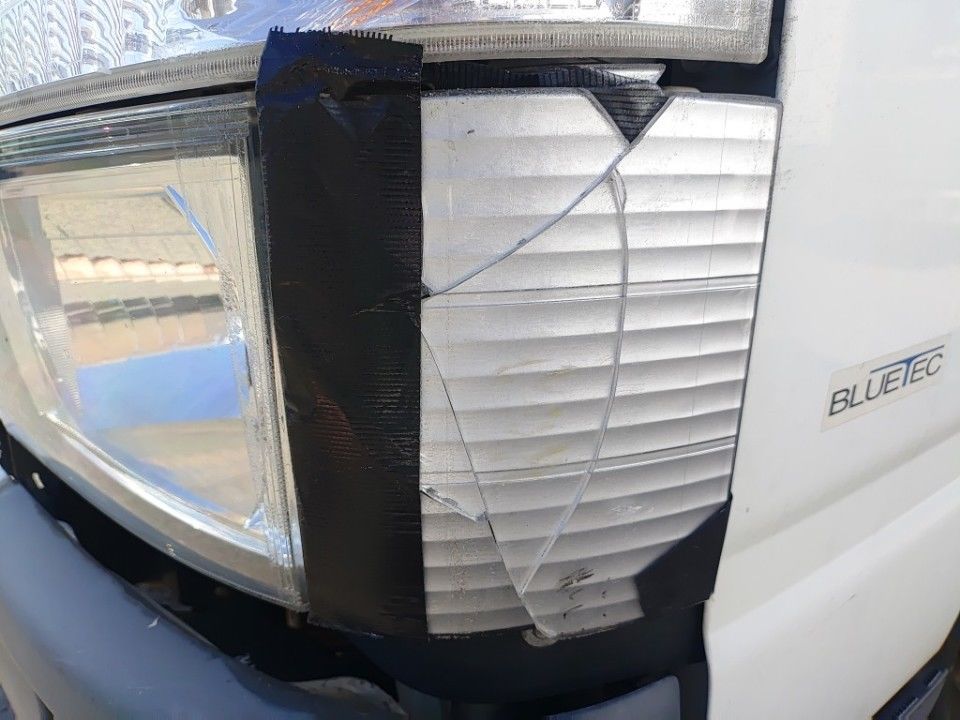 2017 Mitsubishi Fuso Canter auction photo 19