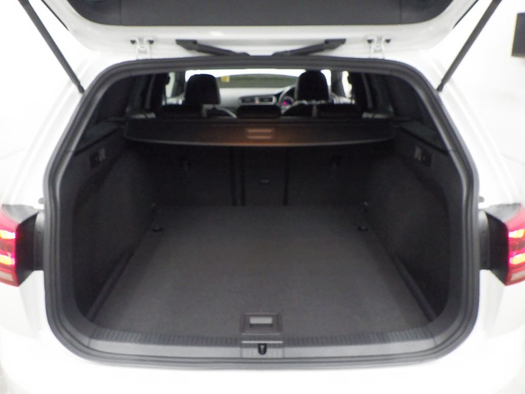 2016 Volkswagen ゴルフ ワゴン 4WD R Variant auction photo 12