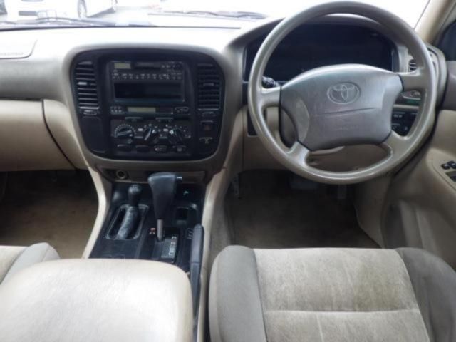 2000 Toyota Land Cruiser 100 VX D-TB 4WD auction photo 3