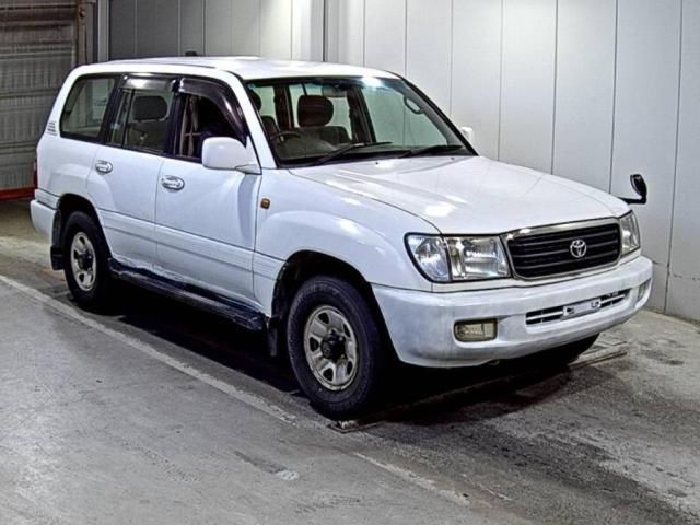 Japan Auction Vehicles 5 2000 Toyota Land Cruiser 100 VX D-TB 4WD auction photo