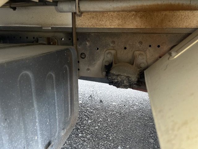 2010 Isuzu Forward アルミウイング auction photo 12