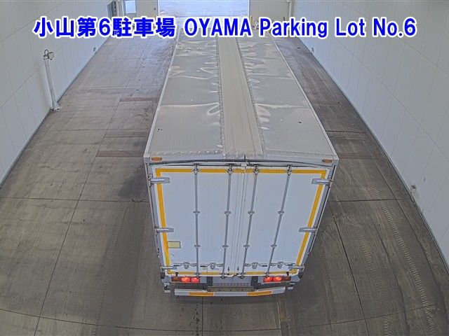 2010 Isuzu Forward アルミウイング auction photo 3