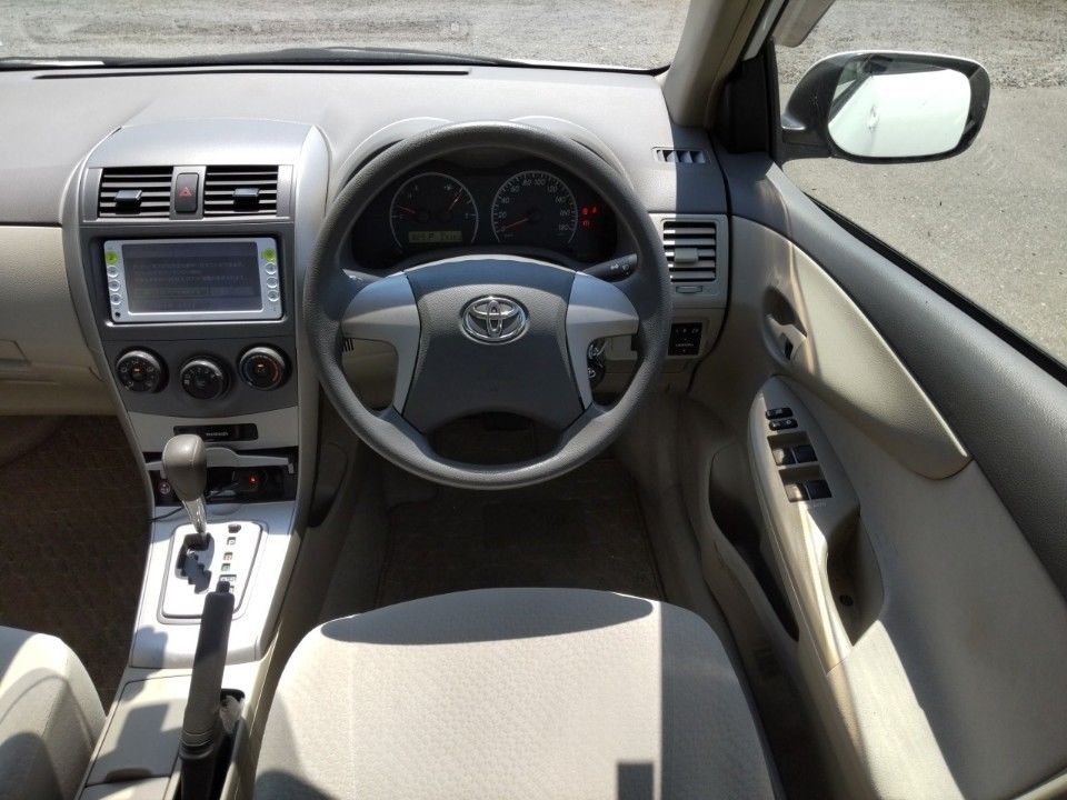 2011 Toyota カローラ アクシオ auction photo 3
