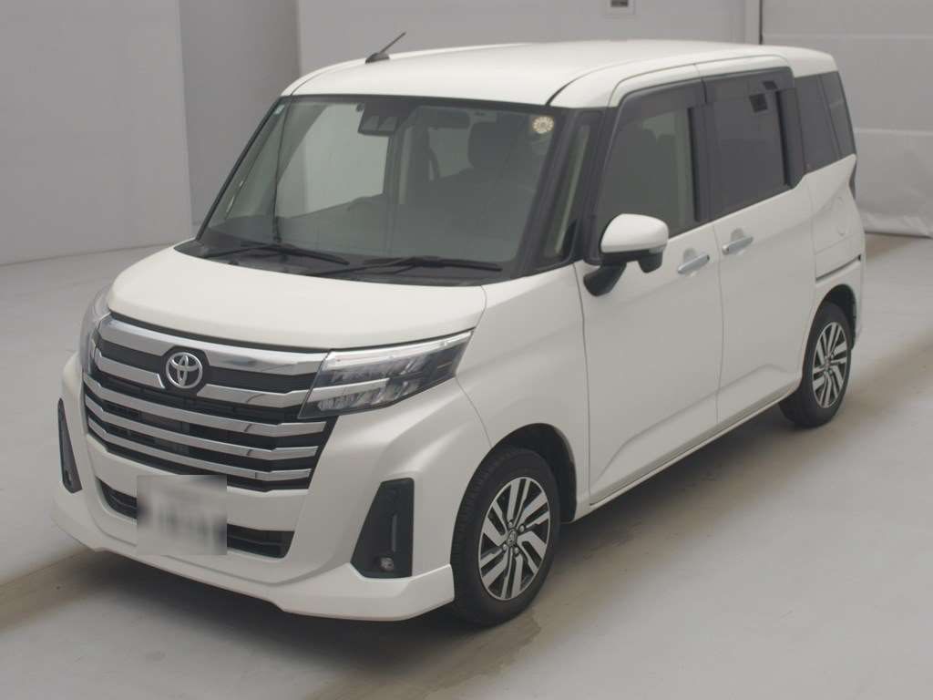 2022 Toyota Roomy Custom G Japan auction vehicle