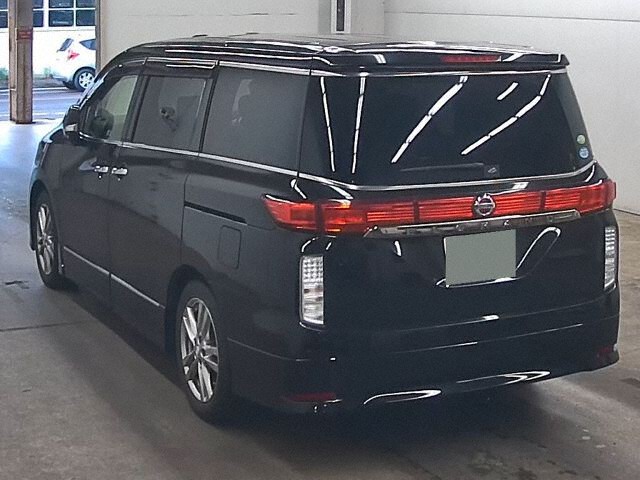 2012 Nissan Elgrand 350ハイウェイスターP 4WD auction photo 2