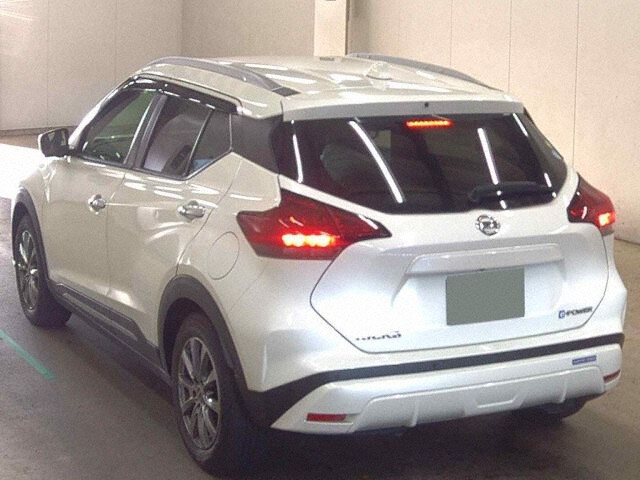 2021 Nissan Kicks X auction photo 2