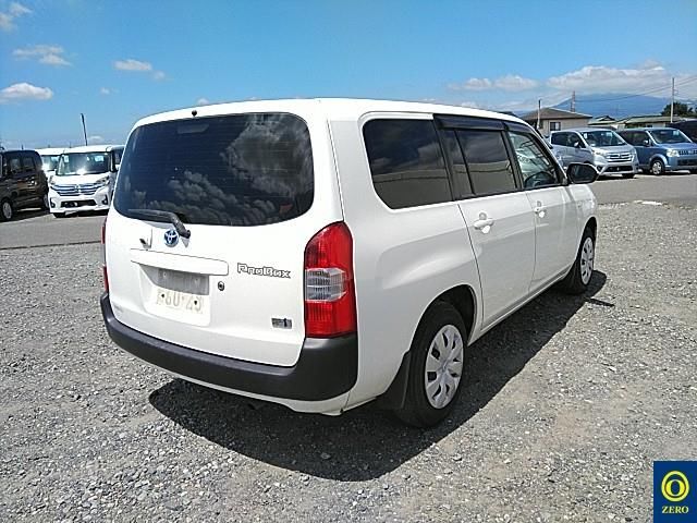 2021 Toyota Probox auction photo 4