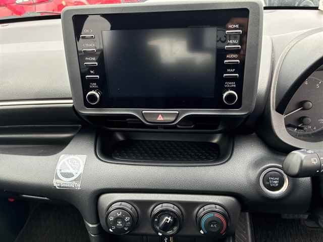 2022 Toyota Yaris X 4WD auction photo 6