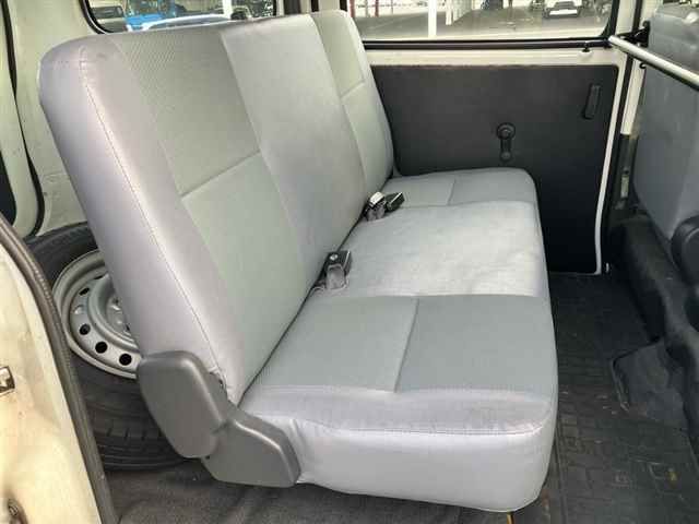 2015 Toyota TownAce Van DX auction photo 7