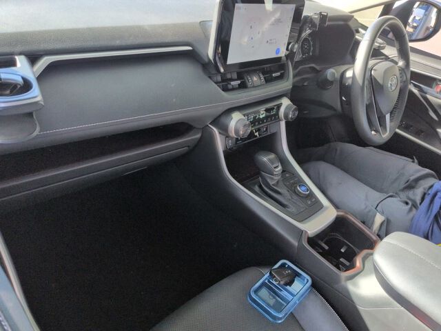2024 Toyota RAV4 G Zパッケージ 4WD auction photo 3