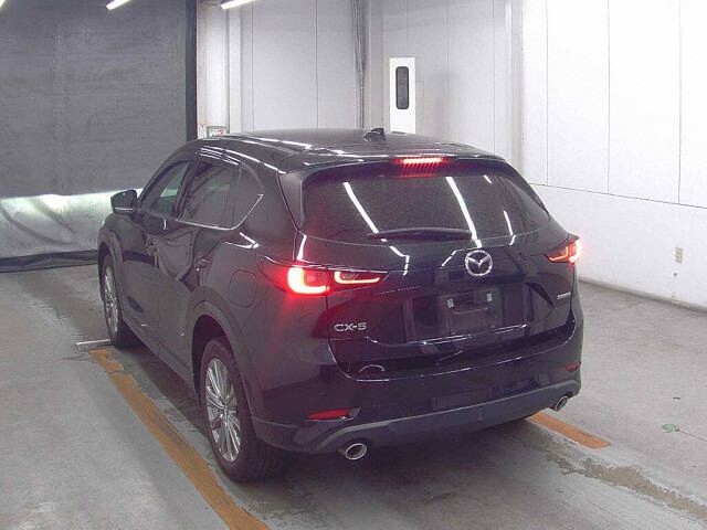 2021 Mazda CX-5 XD Exclusive Mod auction photo 2