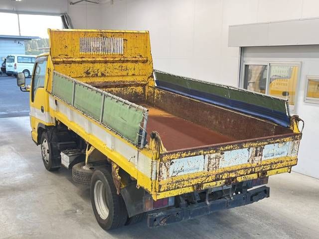 2007 Isuzu Elf 2-ton dump truck auction photo 5