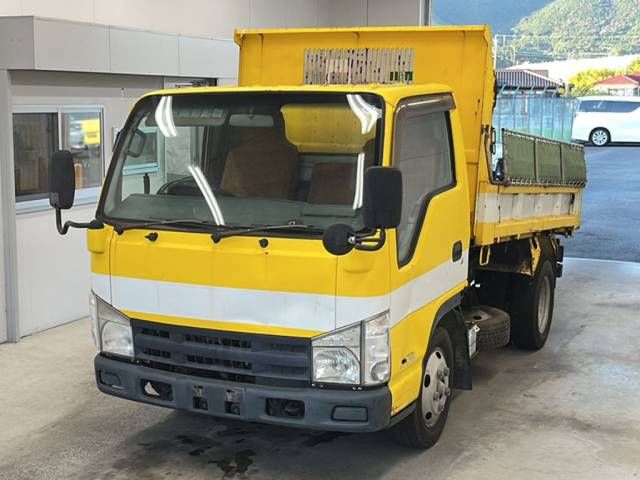 2007 Isuzu Elf 2-ton dump truck Japan auction vehicle