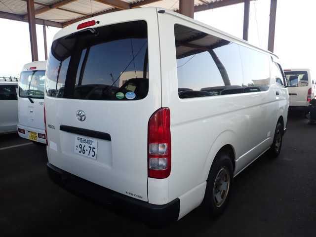 2020 Toyota Hiace DX 4WD auction photo 2