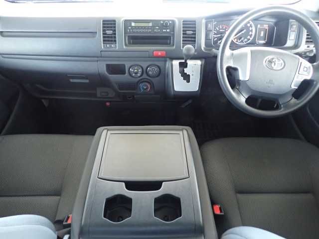 2020 Toyota Hiace DX 4WD auction photo 5