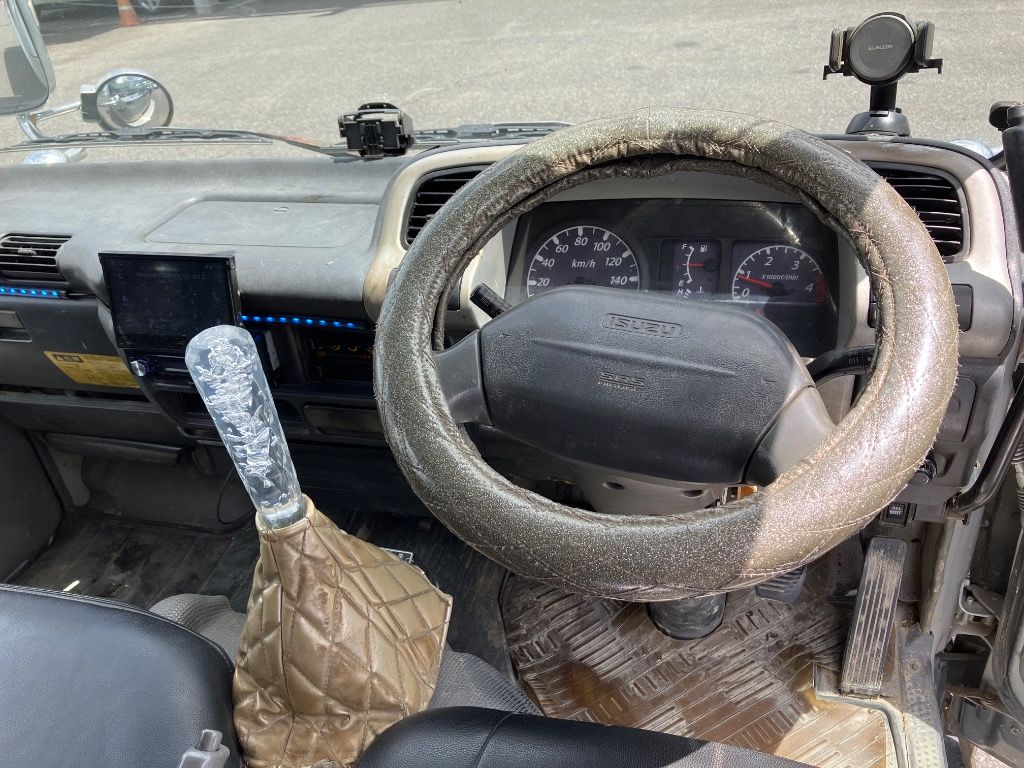 2005 Isuzu Elf 2-ton dump truck auction photo 3