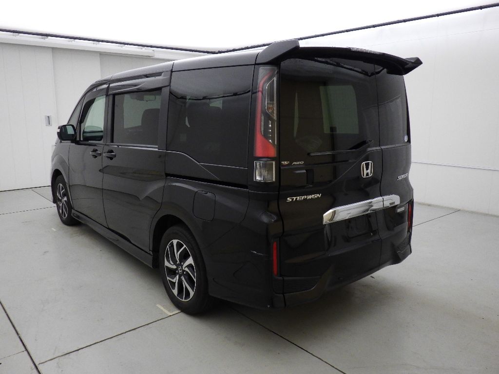 2020 Honda Stepwgn 4WD ホンダセンシング 8人 auction photo 5