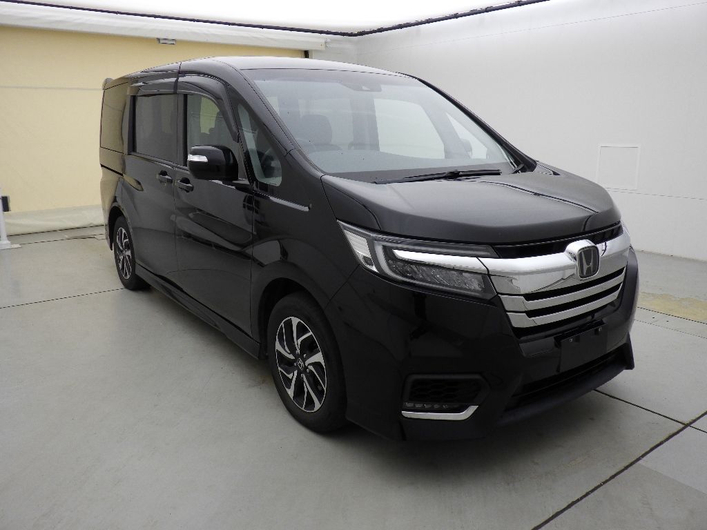 Japan Auction Vehicles 11 2020 Honda Stepwgn 4WD ホンダセンシング 8人 auction photo