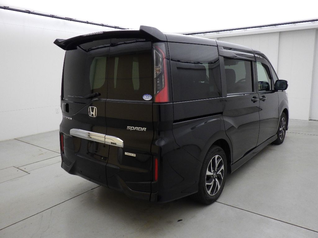 2020 Honda Stepwgn 4WD ホンダセンシング 8人 auction photo 2