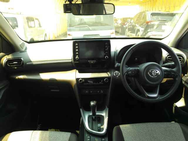 2021 Toyota Yaris Cross Hybrid Z auction photo 8