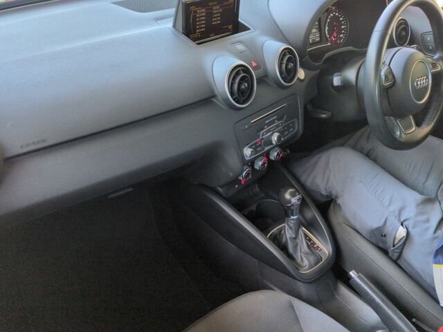 2016 Audi A1 Sportback 1.0 TFSI auction photo 3