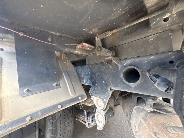 2016 Mitsubishi Fuso Canter dump auction photo 14
