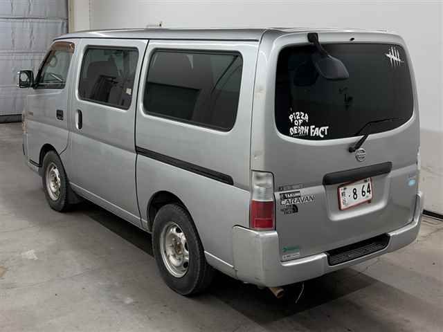 2008 Isuzu コモバン auction photo 2