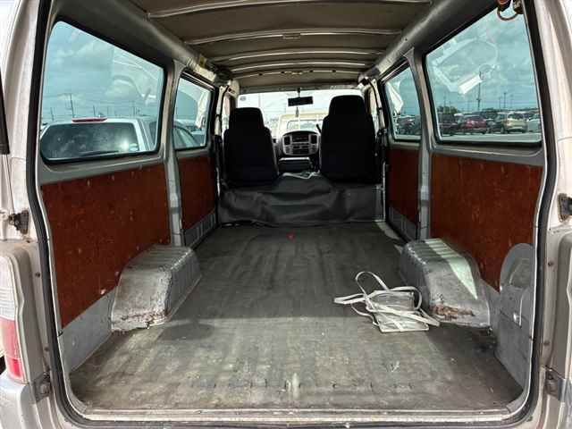 2008 Isuzu コモバン auction photo 9