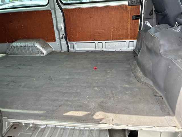 2008 Isuzu コモバン auction photo 7