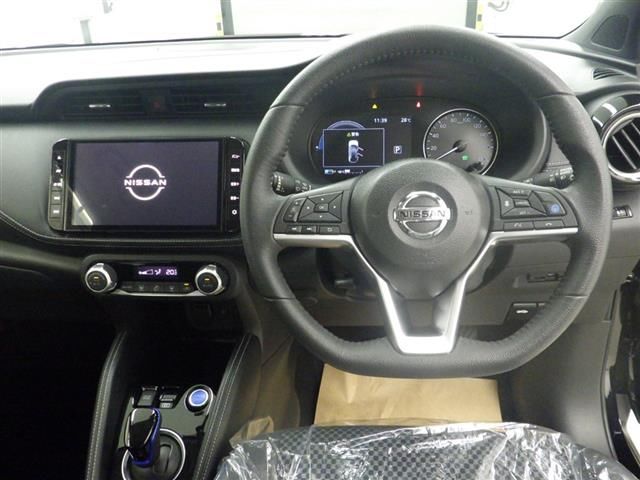 2022 Nissan Kicks X auction photo 5