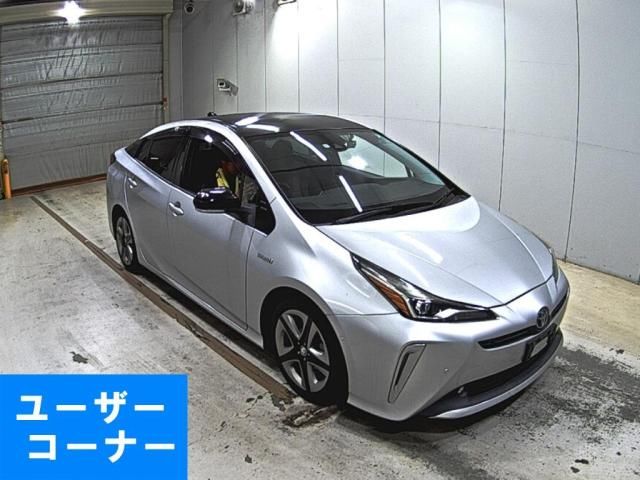 Japan Auction Vehicles 5 2019 Toyota Prius Aツーリングセレクション auction photo