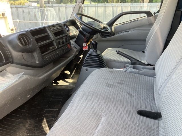 2012 Toyota Dyna ヒラ auction photo 5