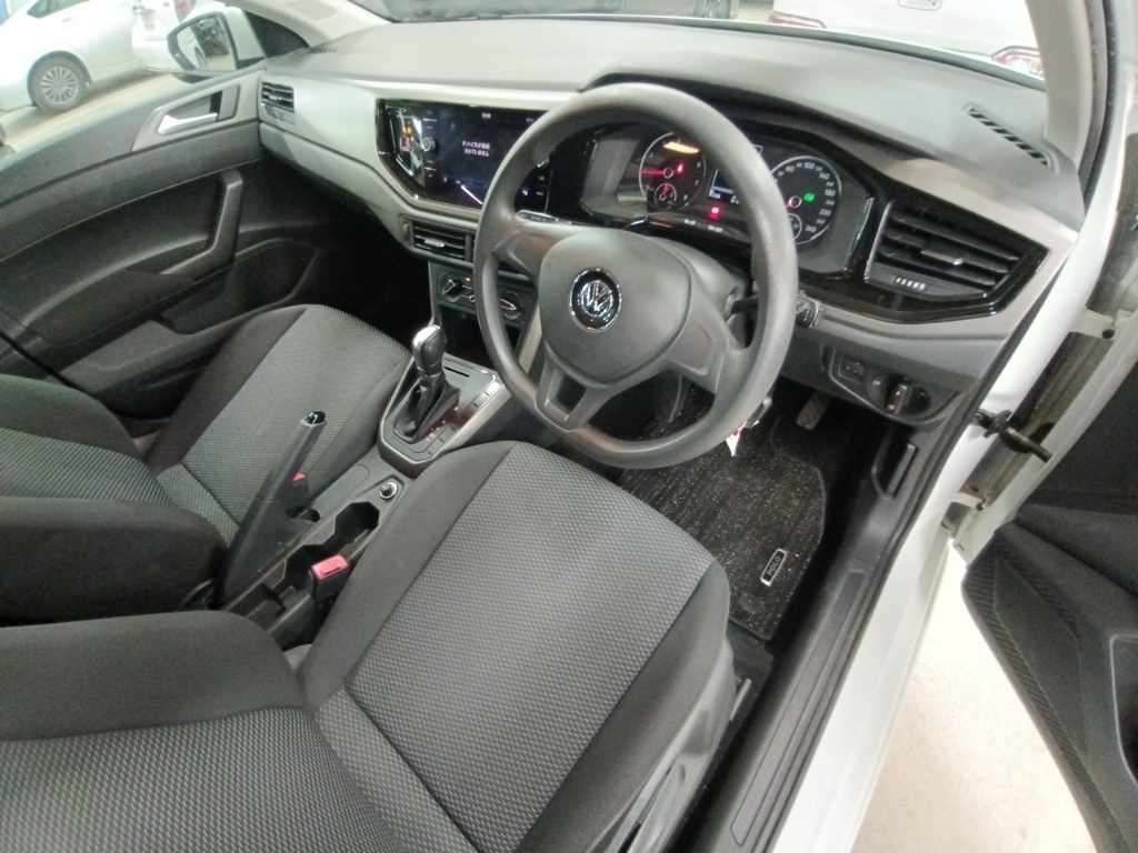 2018 Volkswagen VW ポロ TSIトレンドライン auction photo 9