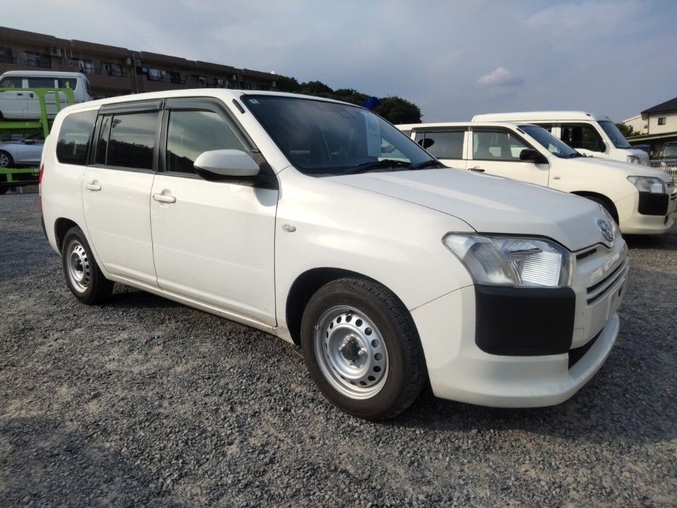 2021 Toyota Probox auction photo 4