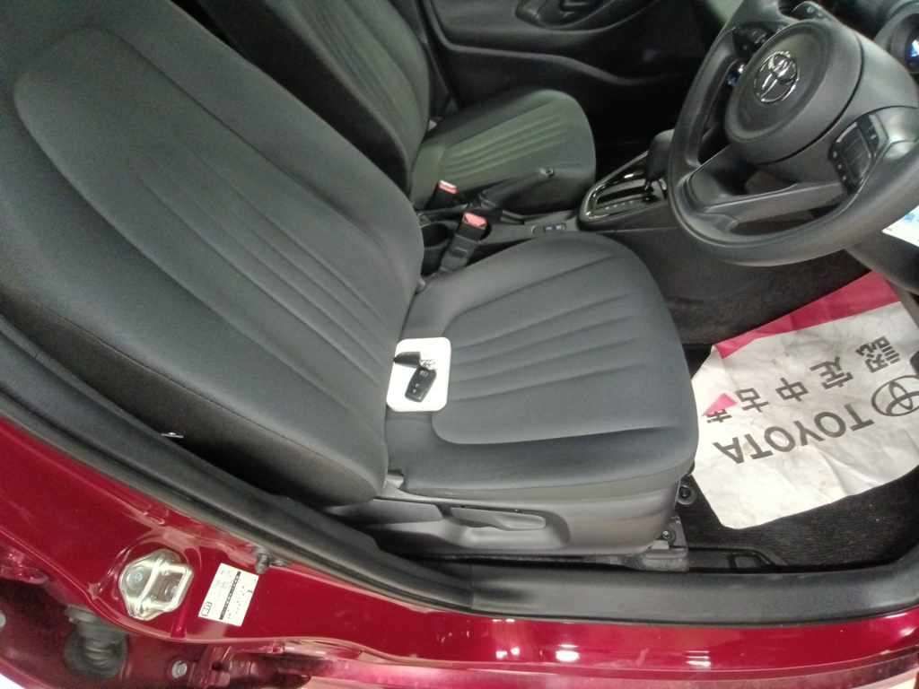 2022 Toyota Yaris G auction photo 10