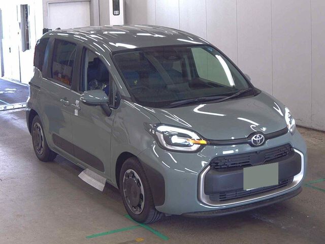 2026 Toyota Sienta ハイブリッドZ Japan auction vehicle