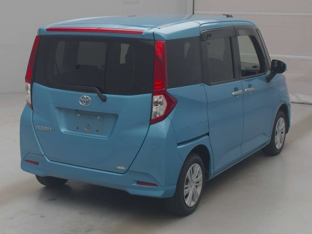 2023 Toyota Roomy G 4WD auction photo 2