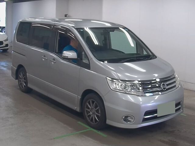 2010 Nissan Serena ハイウェイスターVセレク Japan auction vehicle