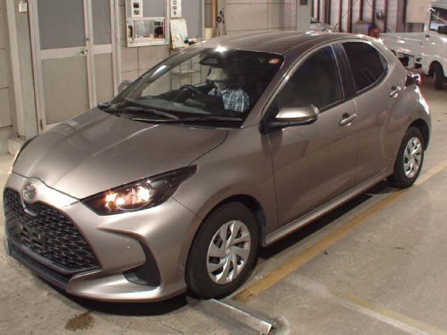 2024 Toyota Yaris X auction photo 4