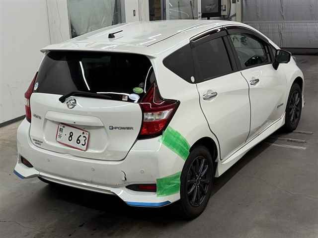 2018 Nissan ノートeパワー 4WD eパワーメダリストFOUR auction photo 5