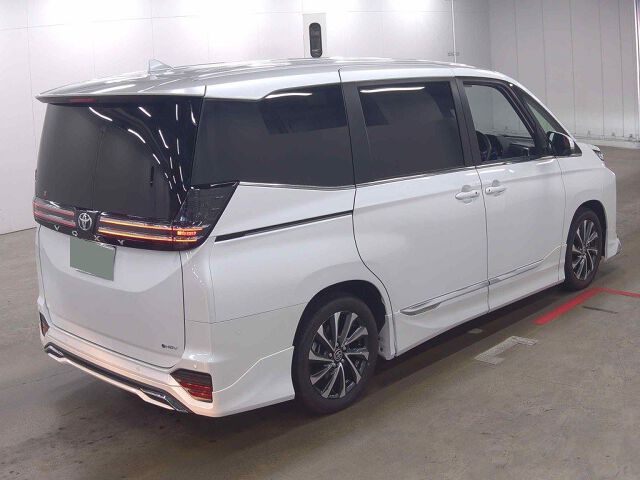 2025 Toyota Voxy Hybrid S-Z auction photo 5